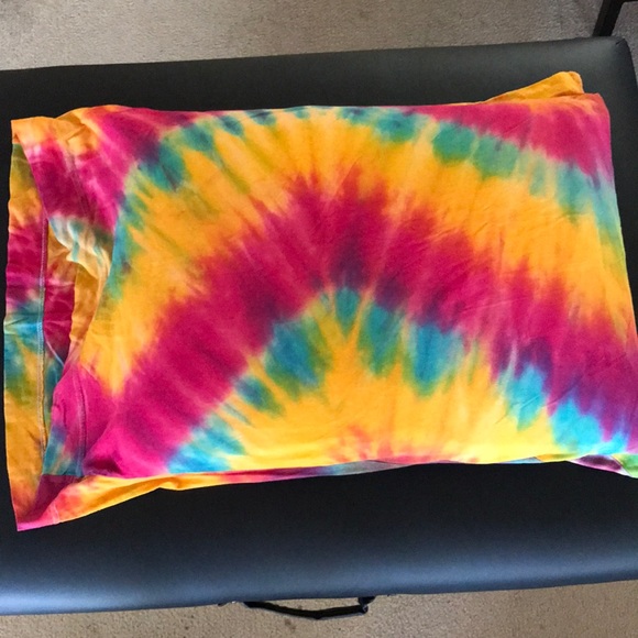 Tie Dye Pillowcase - Picture 2 of 3
